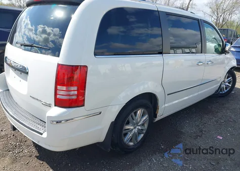 2010 Chrysler Town & Country Limited z USA, uszkodzony, nr VIN 2A4RR6DX2AR199206